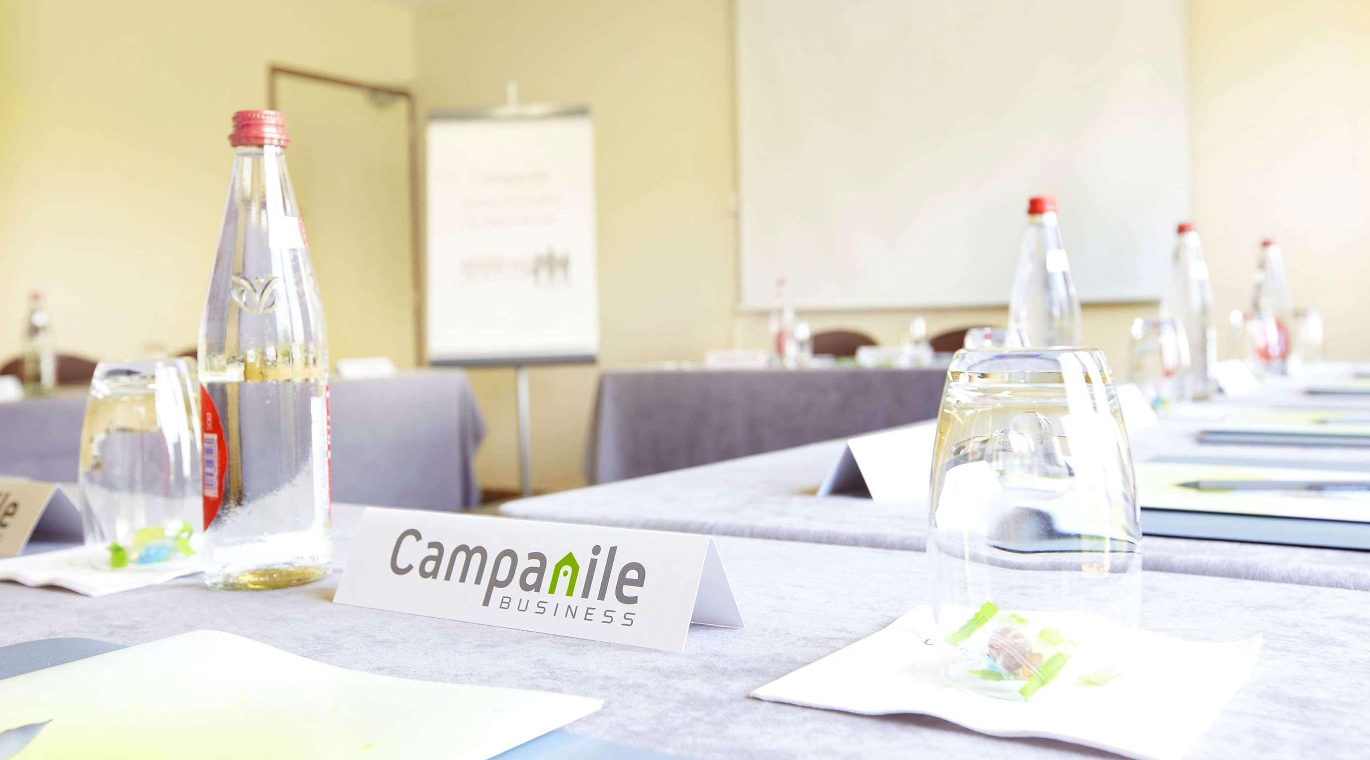 Campanile Y Restaurante Hotel
